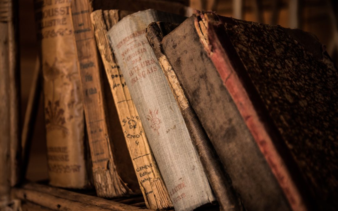 Vecchi libri, carta giapponese e felicità
